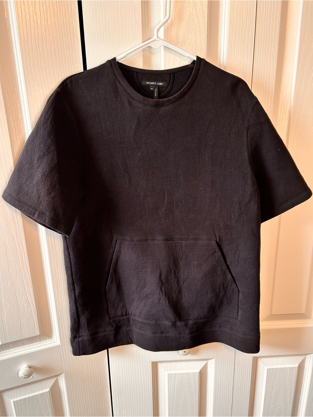 Helmut Lang Men’s Size Medium Short-Sleeve Black Kangaroo Pocket Sweatshirt
